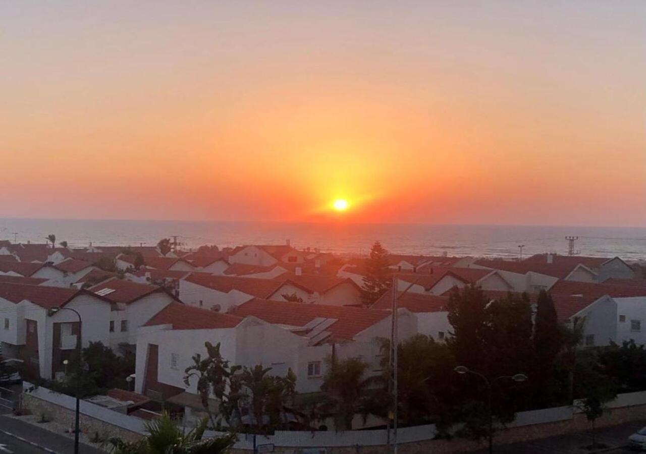Studio Near The Sea Νετάνια Εξωτερικό φωτογραφία